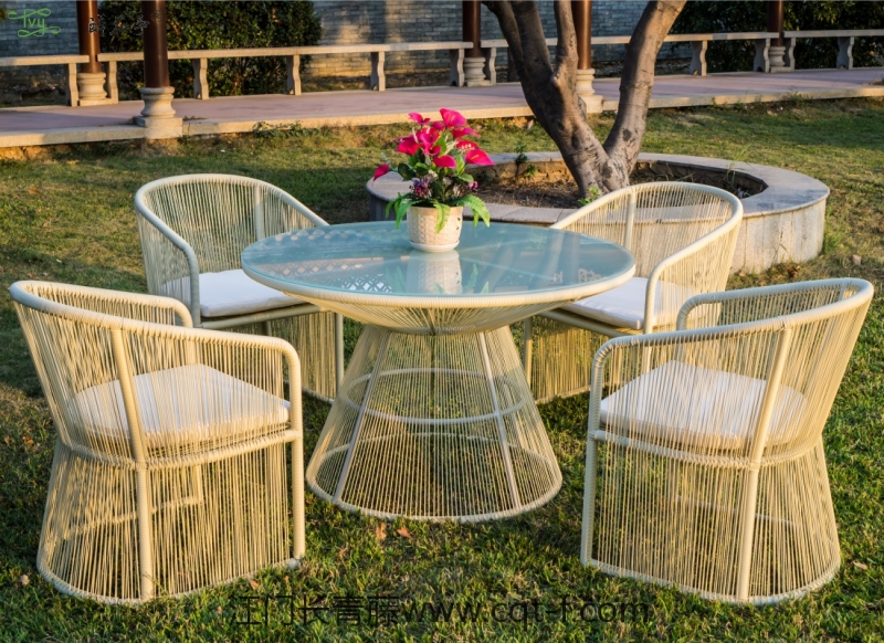 编藤家具